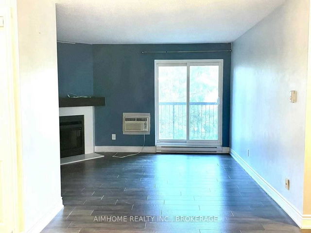 724 - 1450 Glen Abbey Gate