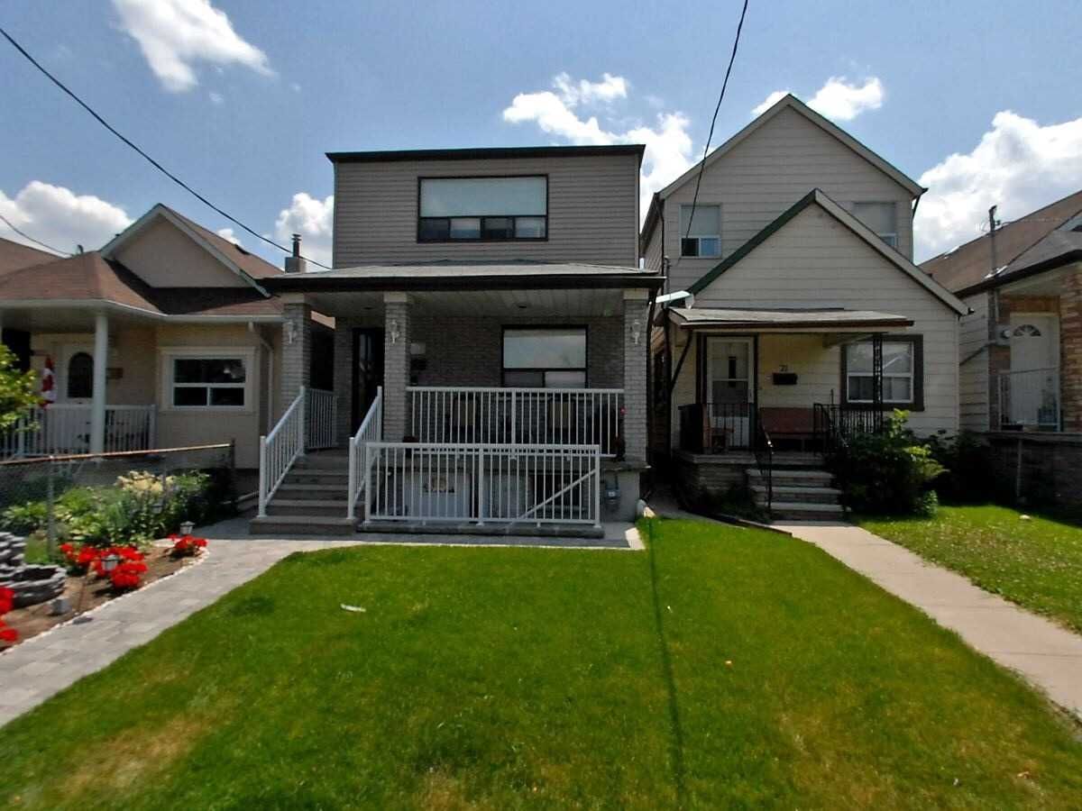 Detached House sold at 19 Seneca Avenue, Toronto, Rockcliffe-Smythe, M6N 2G7 - MLS: W5966755