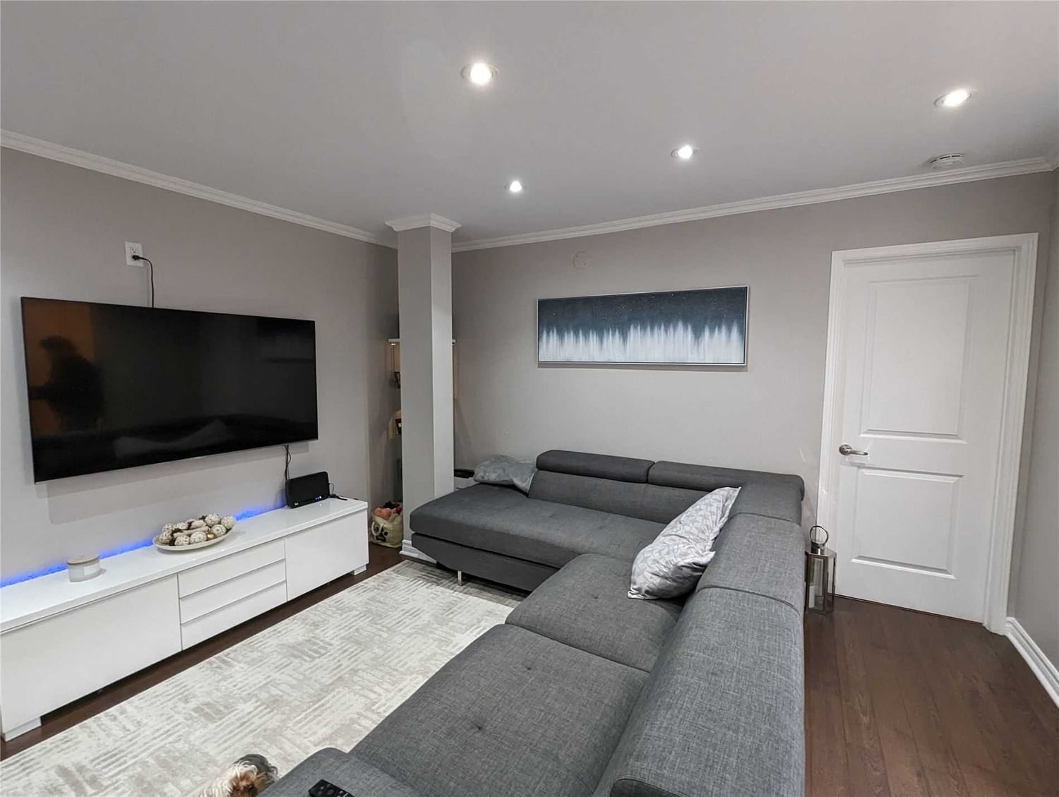 Detached House sold at 19 Seneca Avenue, Toronto, Rockcliffe-Smythe, M6N 2G7 - MLS: W5966755
