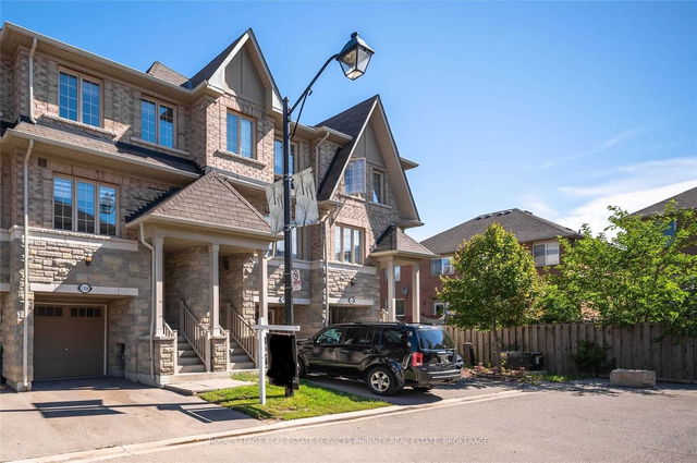 1354 Granrock Crescent