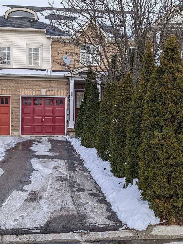 3877 Talias Crescent