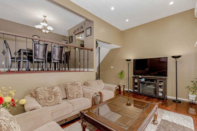 33 Mccallum Court