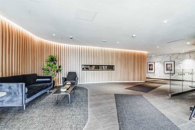 1121 - 160 Flemington Road