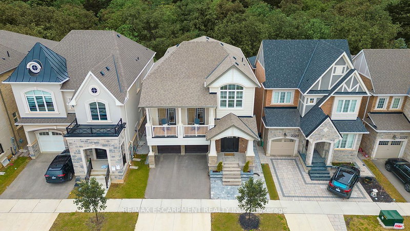 3329 Vernon Powell Dr, Oakville, L6H 0Y4 | Image 2