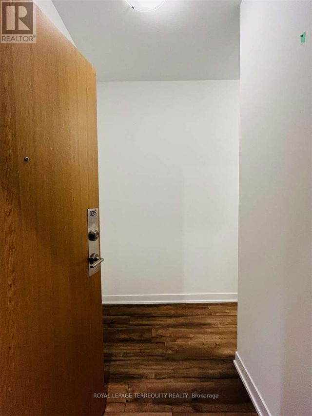 325 - 1787 St Clair Avenue