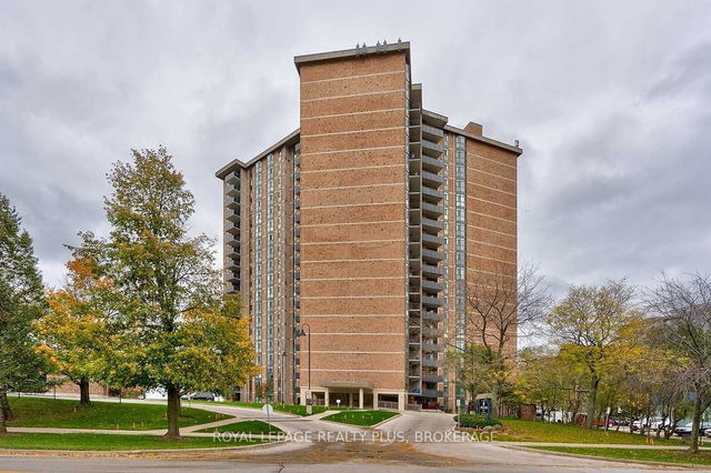 2001 - 5250 Lakeshore Road