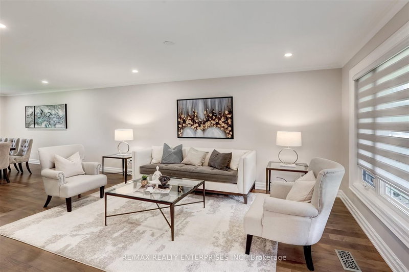 1264 Kane Rd, Mississauga, L5H 2M3 | Image 3