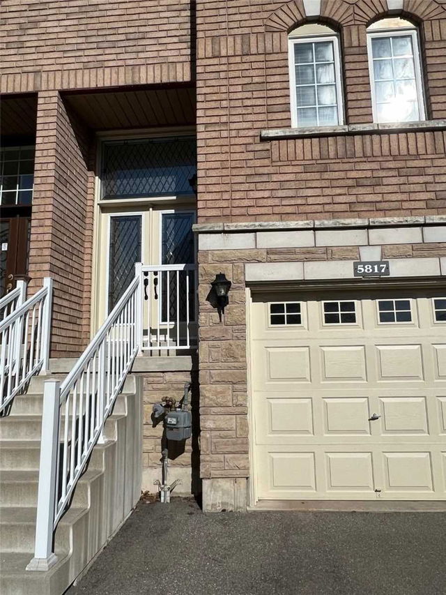 5817 Tiz Road