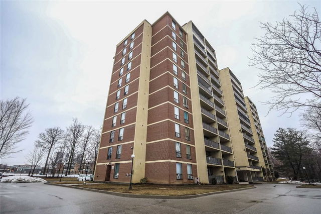 902 - 15 London Green Court