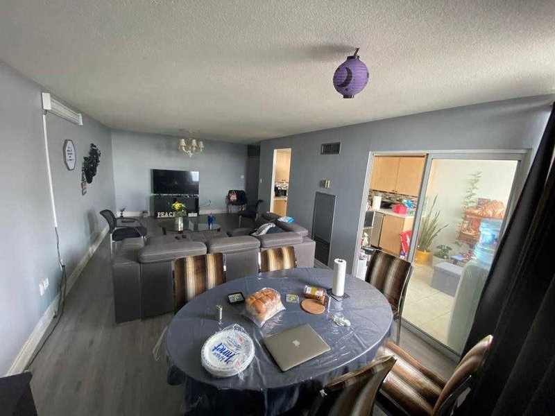 1607 - 21 Markbrook Lane, Toronto, M9V 5E4 | Image 2