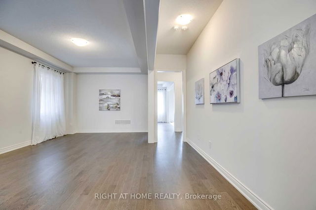 1547 Doran Crescent