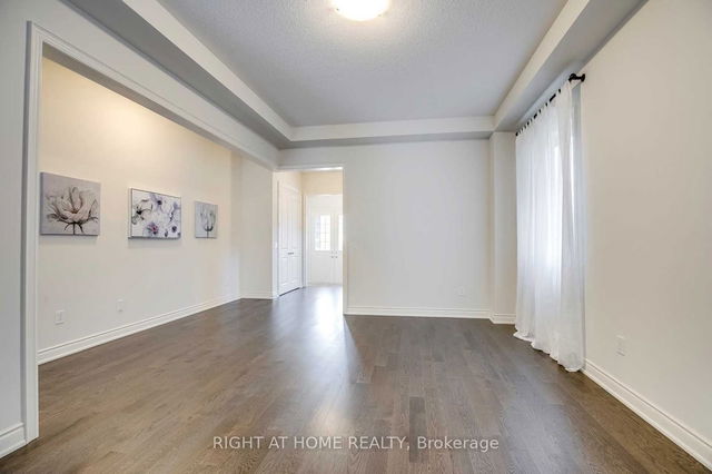 1547 Doran Crescent
