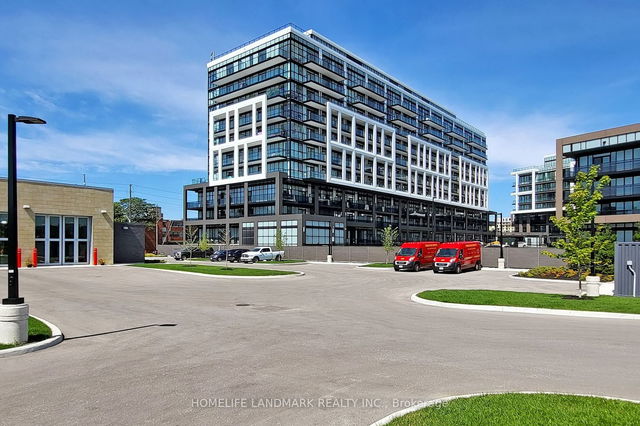 714 - 50 GEORGE BUTCHART Drive
