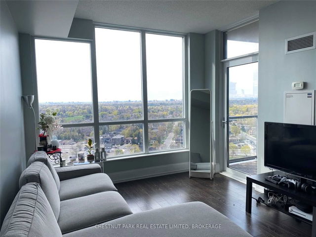 2105 - 15 Viking Lane
