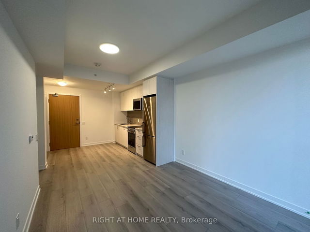415 - 1787 ST CLAIR Avenue