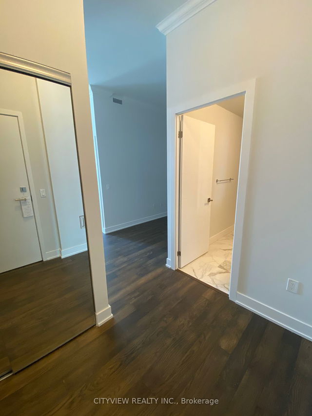 Ph3 - 4085 Parkside Village Drive