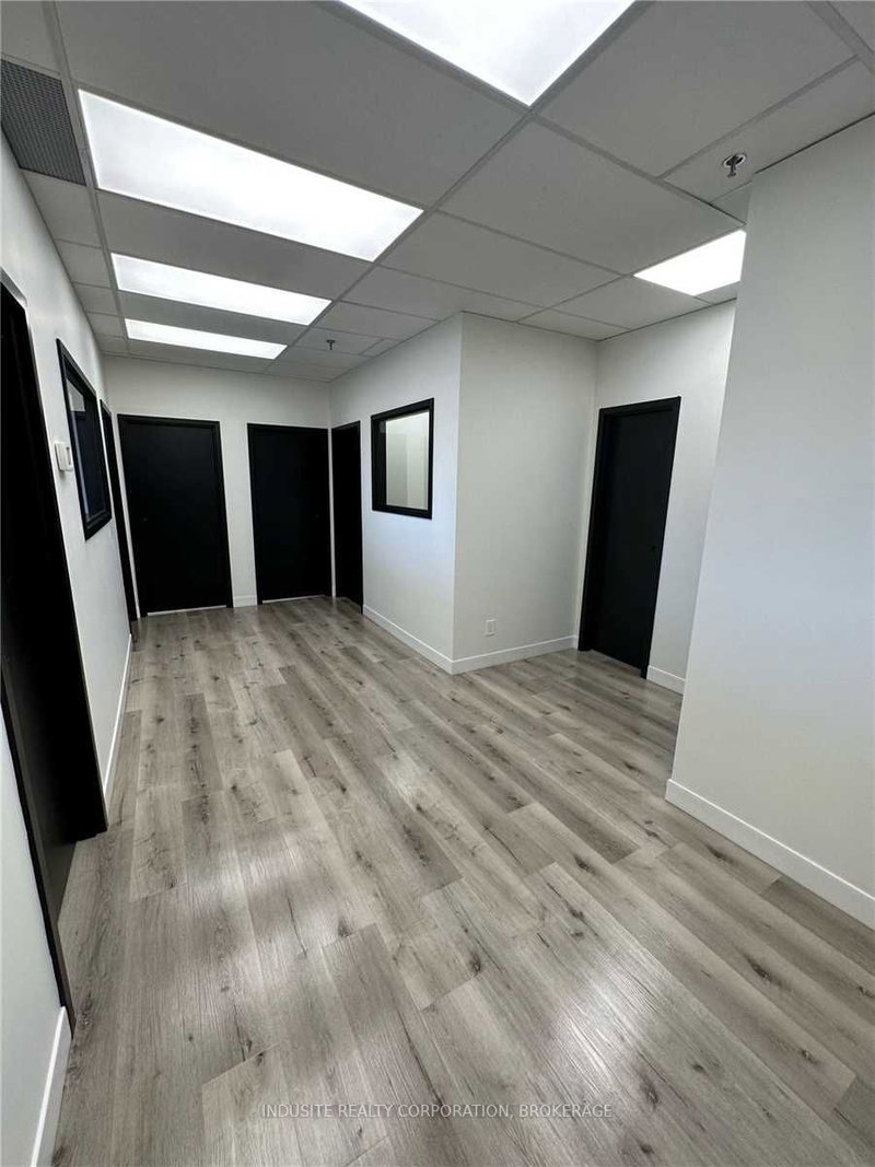 203 - 472 Morden Rd, Oakville, L6K 3W4 | Image 3