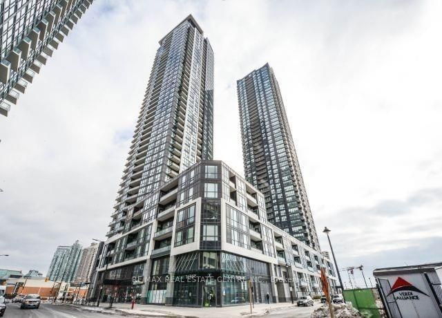 2809 - 510 Curran Place