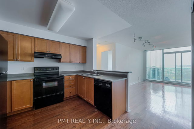 PH 2 - 2545 Erin Centre Boulevard