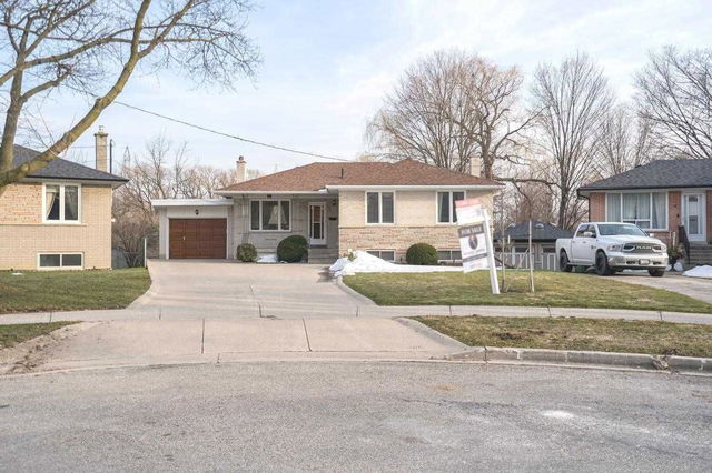 8 Atwood Place