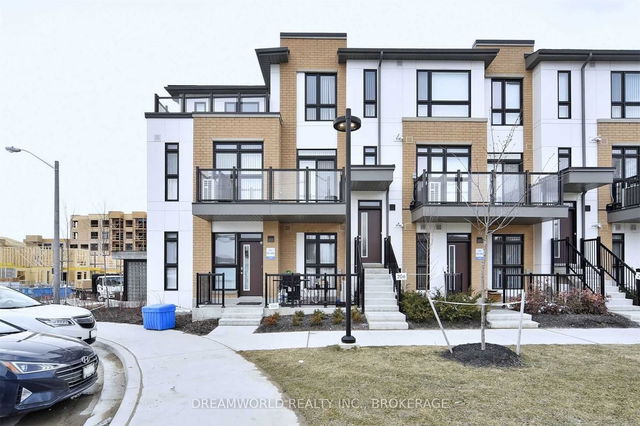 206 - 90 Canon Jackson Drive