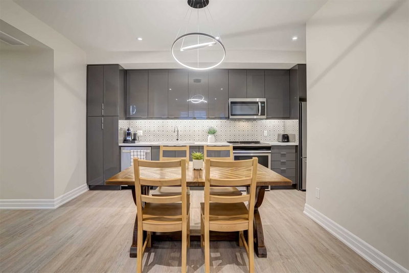 512 - 657 Cricklewood Dr, Mississauga, L5G 0B8 | Image 3