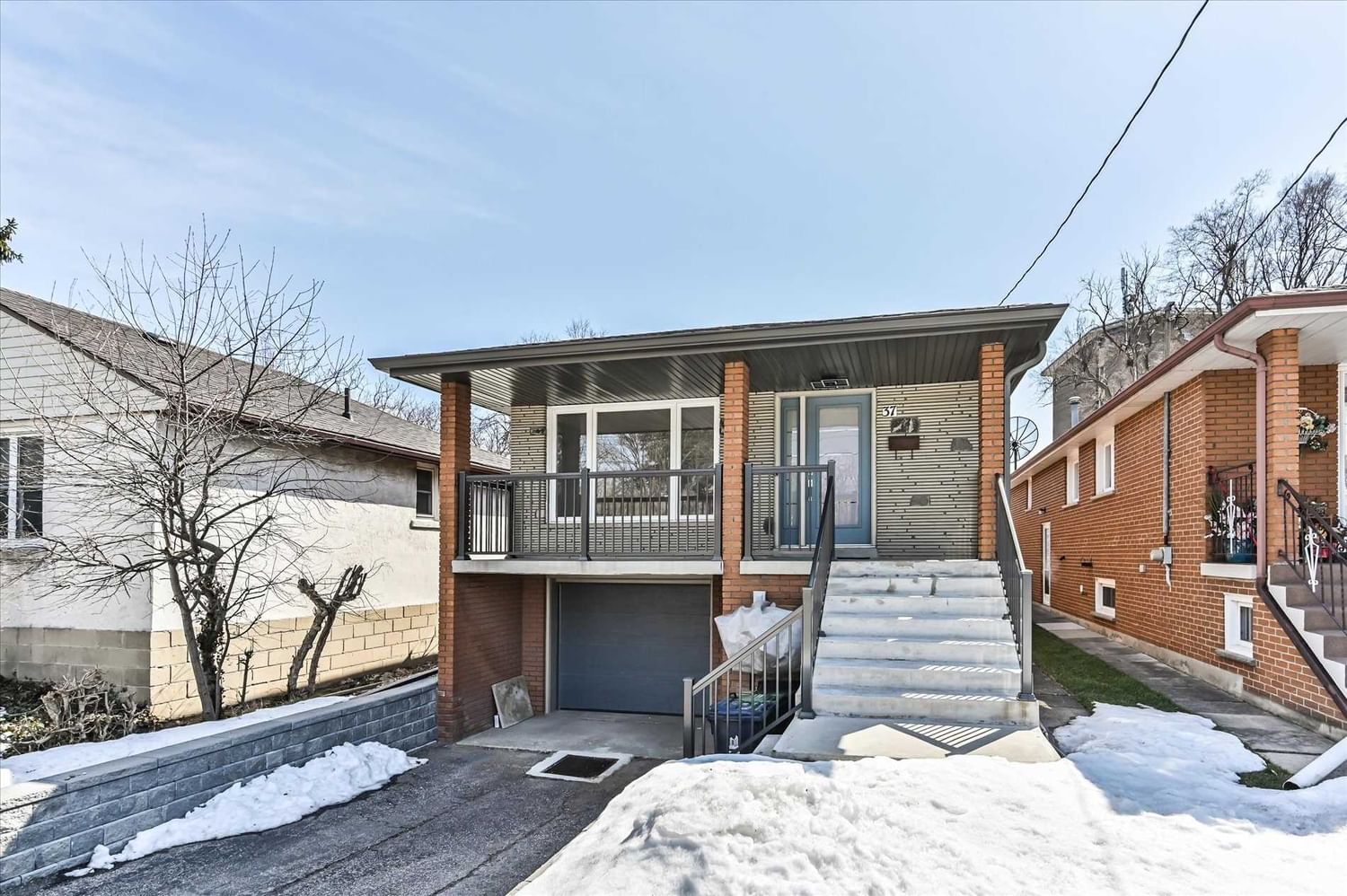 Detached House sold at 37 Tilden Crescent, Toronto, Humber Heights, M9P 1V8 - MLS: W5982077