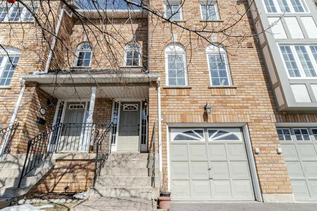 22 - 2350 Britannia Road