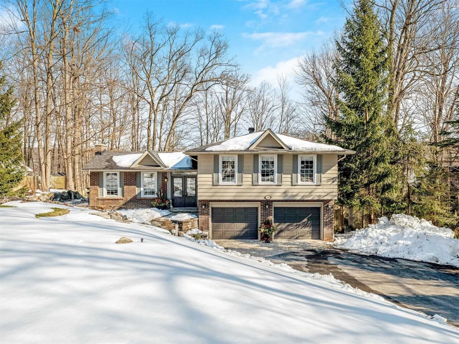 Detached House sold at 182 Jessie Avenue, Milton, Campbellville, L0P1B0 - MLS: W5983969