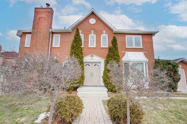801 Applecroft Circle
