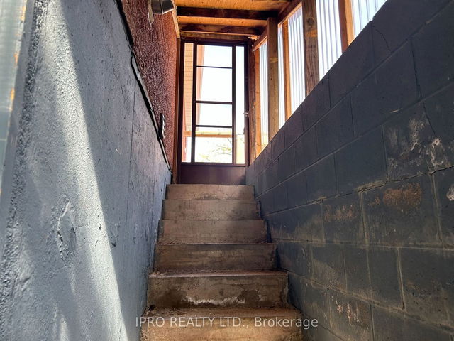 Bsmt - 1474 Edenrose Road