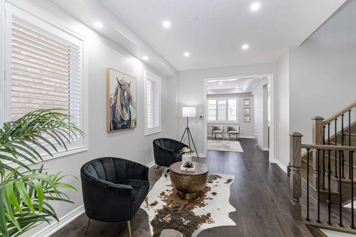 Listing Image 7