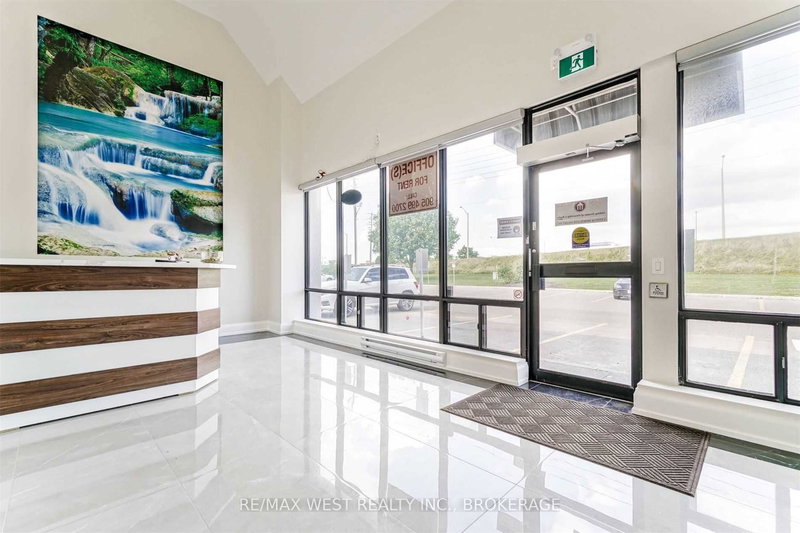 20 (10) - 7956 Torbram Rd, Brampton, L6T 5A2 | Image 3