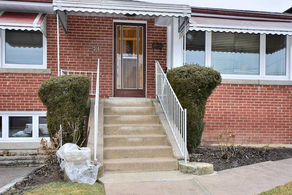 Detached House sold at 316 Glen Park Avenue, Toronto, Yorkdale-Glen Park, M6B 2E5 - MLS: W5988105