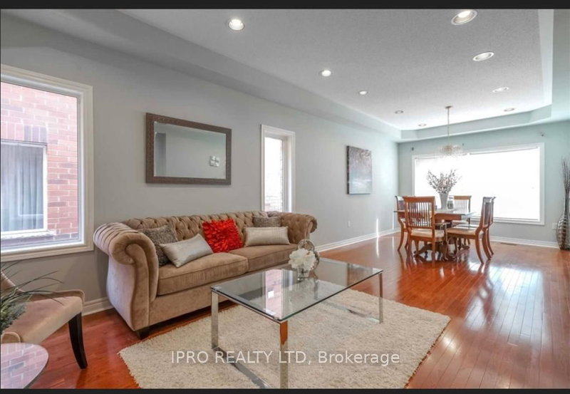 5914 Long Valley Rd, Mississauga, L5M 6J6 | Image 3