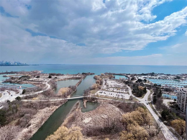 2706 - 2230 Lakeshore Boulevard