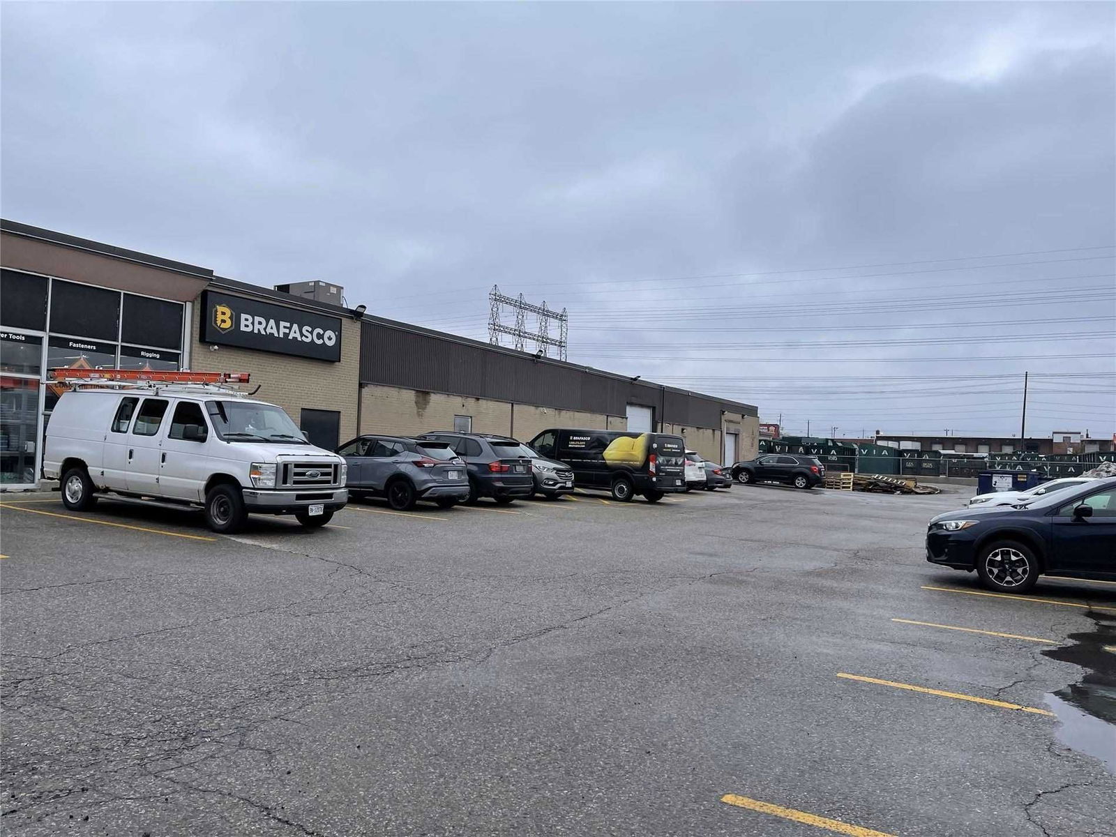 Industrial sold at 75 City View Drive, Toronto, West Humber-Clairville, M9W5A5 - MLS: W5991531