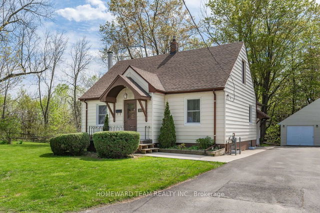 102 Crescent Street