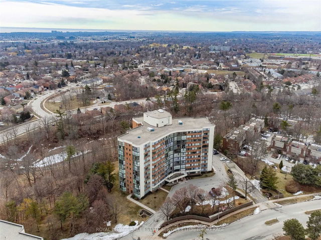 1101 - 1240 Marlborough Court