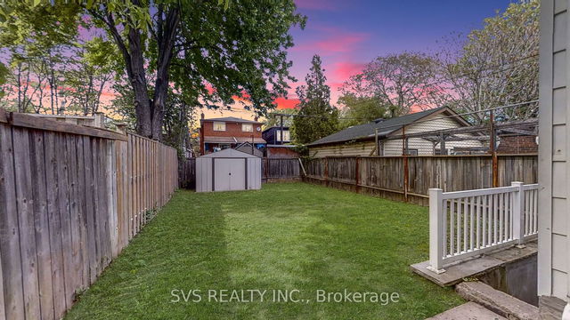 24 Abbs Street