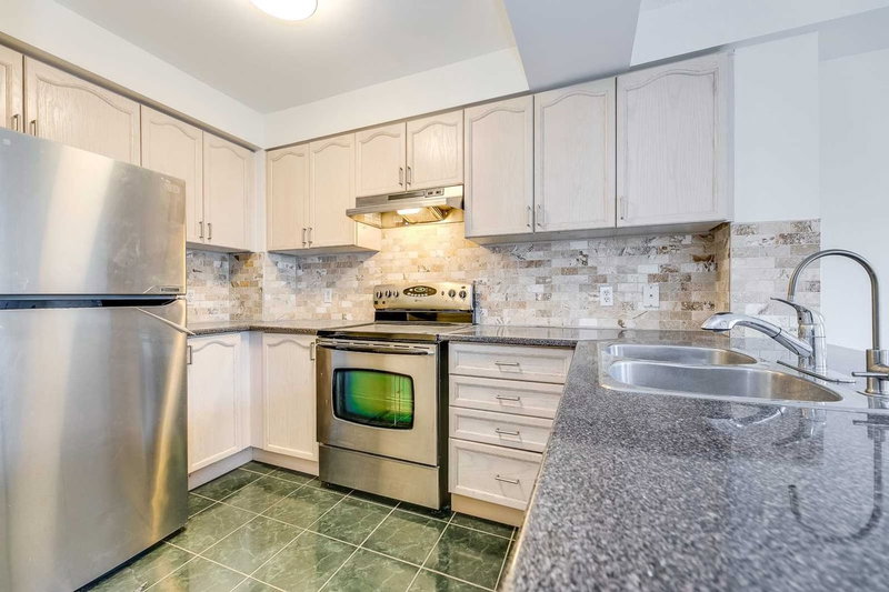 Unit 11 - 605 Shoreline Dr, Mississauga, L5B 4K3 | Image 3