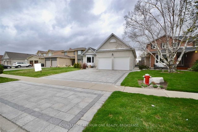 63 Goodfellow Crescent