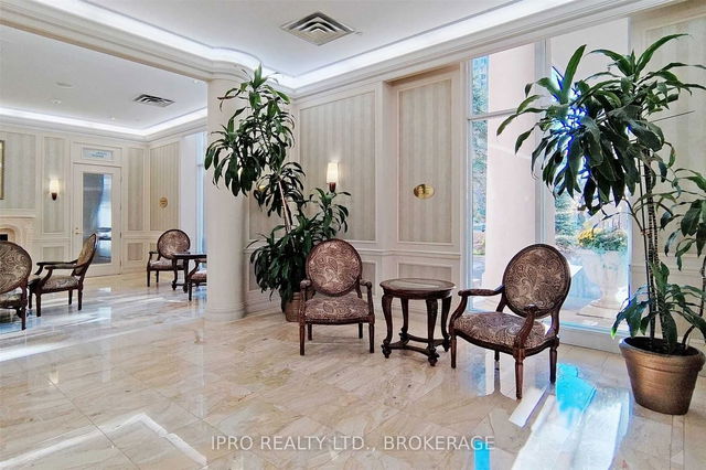 720 - 25 Kingsbridge Garden Circle