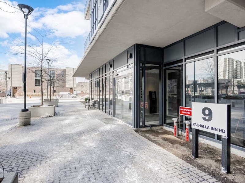 1304 - 9 Valhalla Inn Rd, Toronto, M9B 1S9 | Image 2