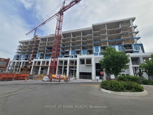 605 - 509 Dundas Street
