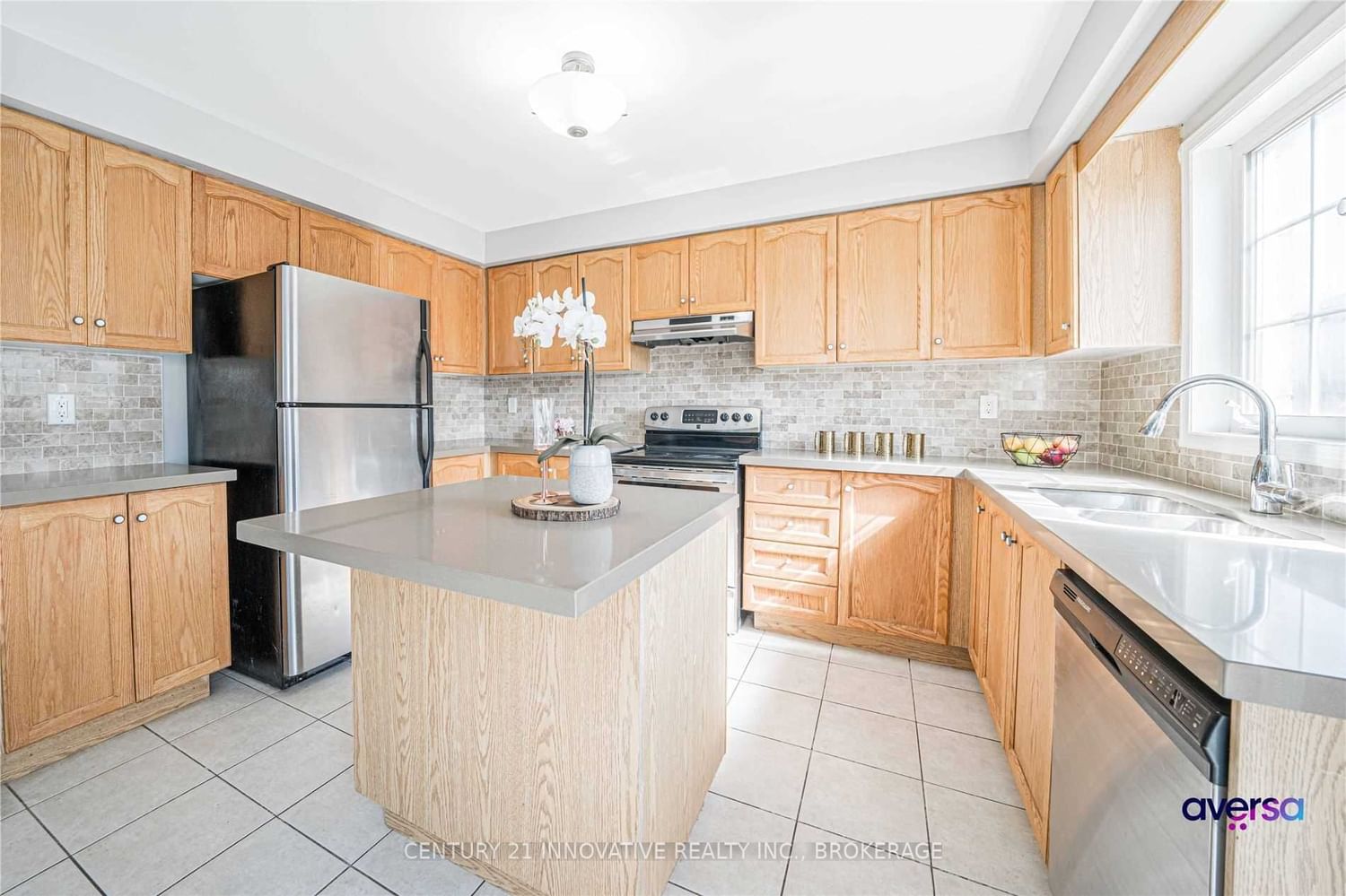 Listing Image 13
