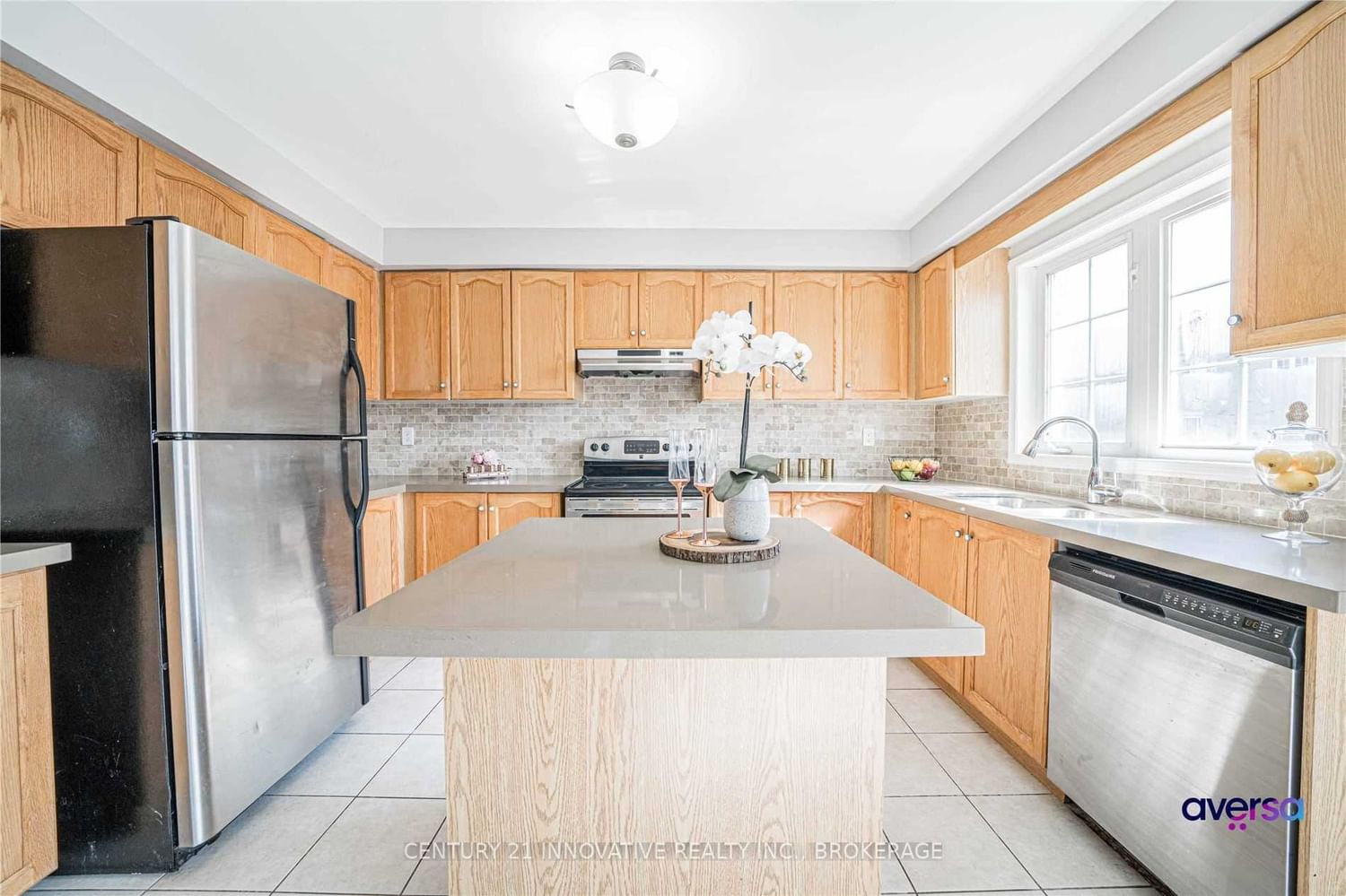 Listing Image 14