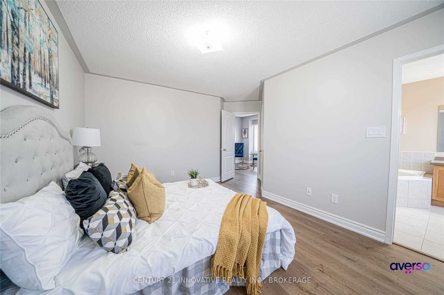 Listing Image 20