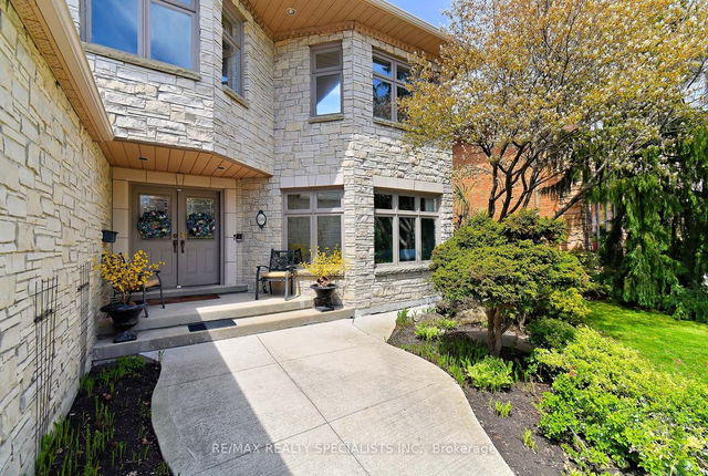 1551 Maple Ridge Drive