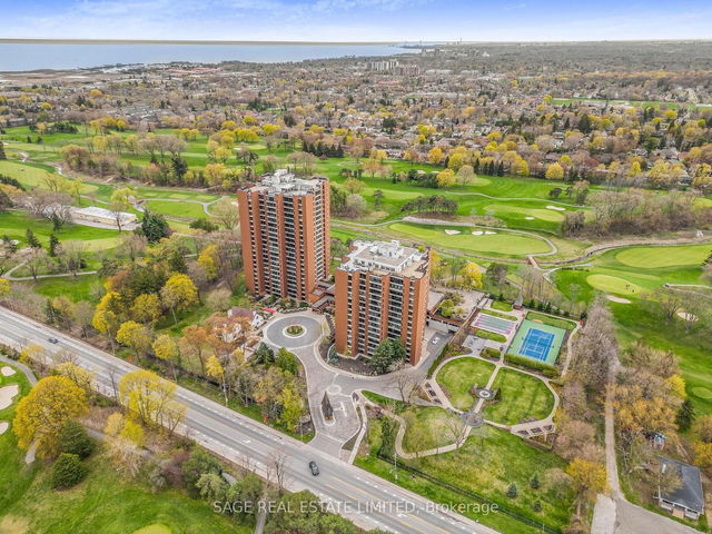 401 - 1400 Dixie Road